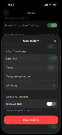 選擇清除所有歷史記錄以利達成最新的 iOS27 Beta 預留的自動更新空間 限制